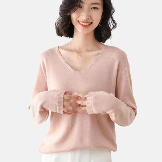 Pull fin rose pâle
