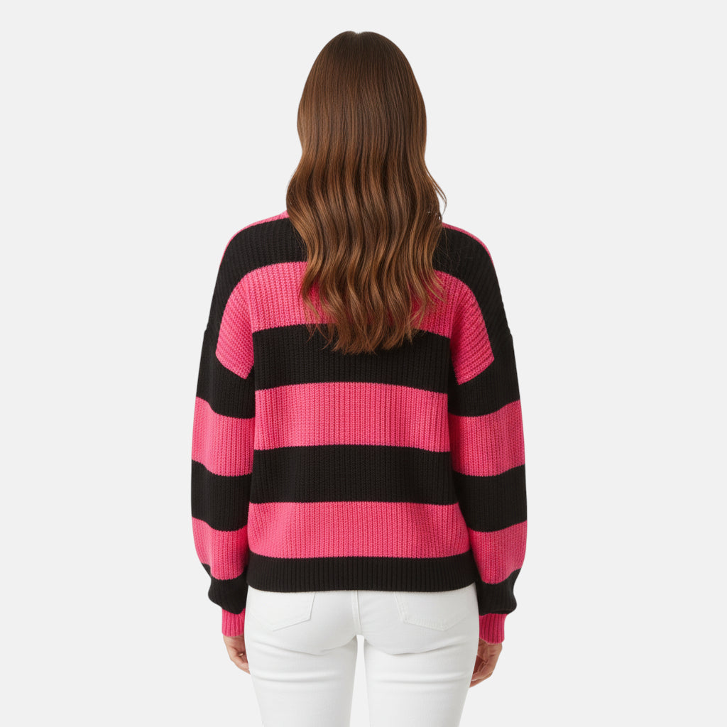 Pull noir et rose